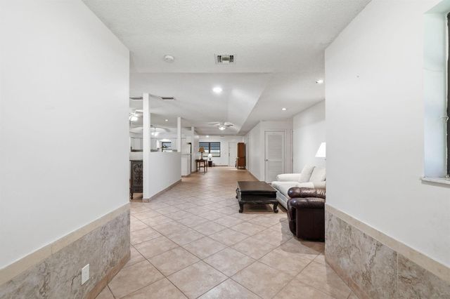 16476 107TH Drive N, Jupiter, FL 33478