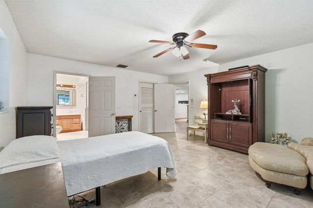 16476 107TH Drive N, Jupiter, FL 33478