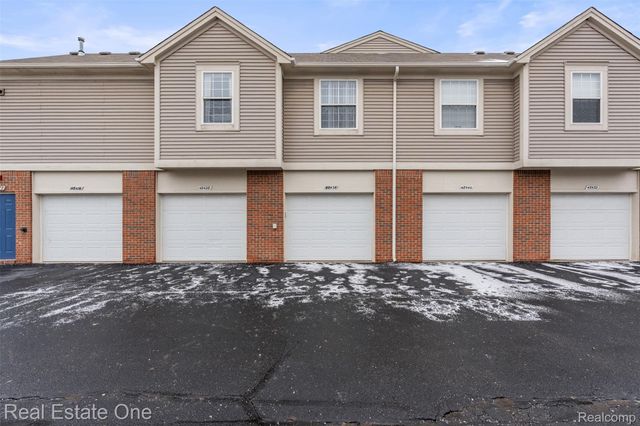 48436 Maplehurst Drive, Shelby Charter Township, MI 48317