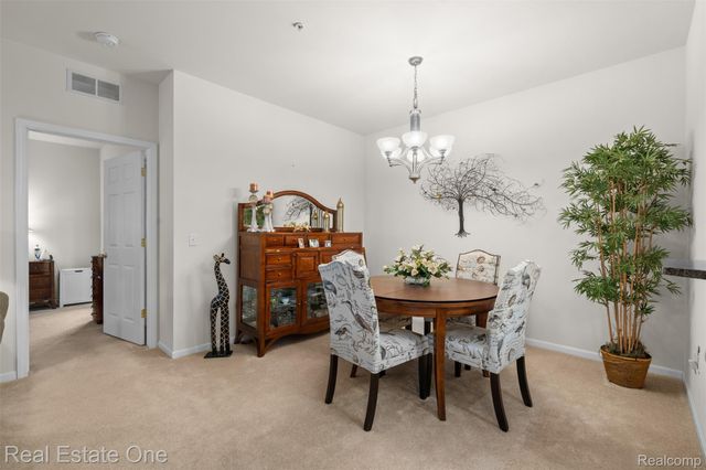 48436 Maplehurst Drive, Shelby Charter Township, MI 48317