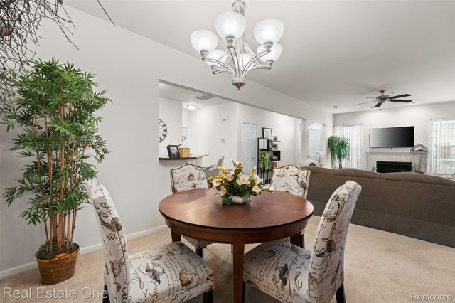 48436 Maplehurst Drive, Shelby Charter Township, MI 48317