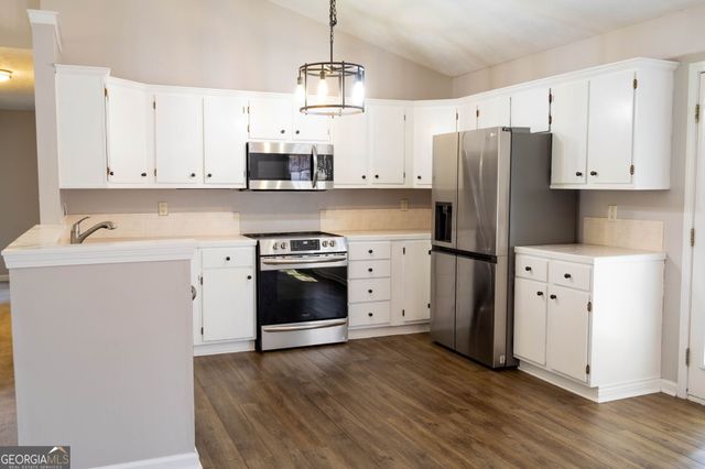 5758 Riley Farm Road, Lula, GA 30554