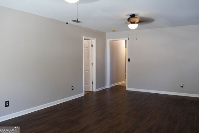 5758 Riley Farm Road, Lula, GA 30554