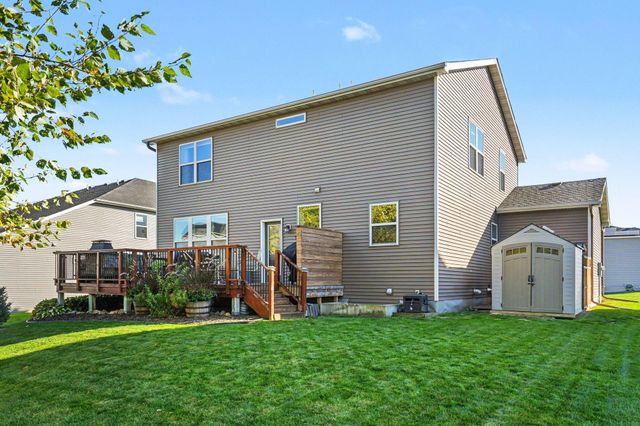7933 205th Street W, Lakeville, MN 55044