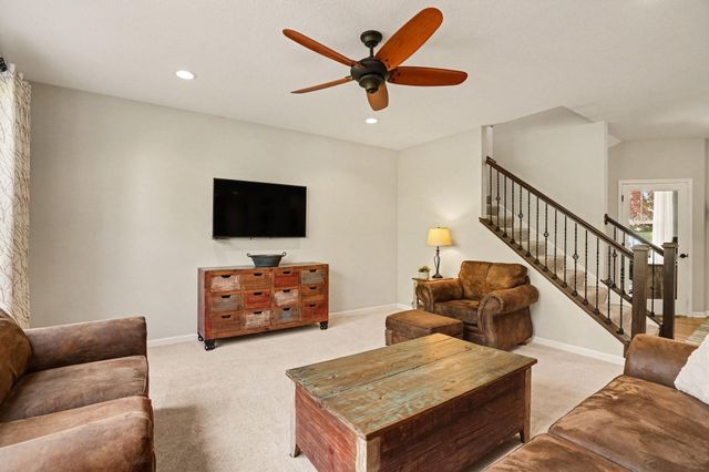 7933 205th Street W, Lakeville, MN 55044