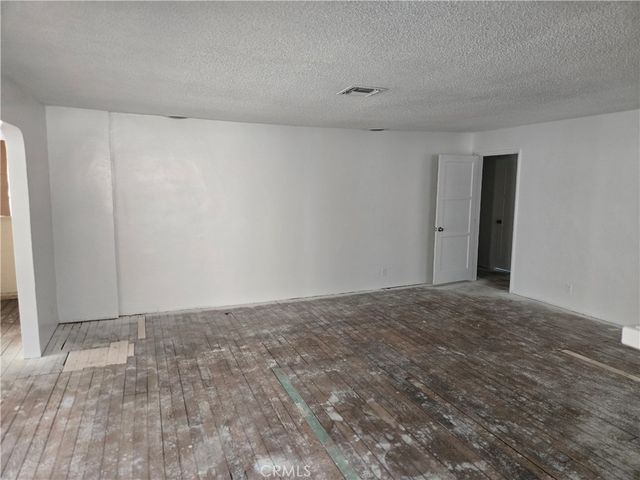 13438 Cantara ST., Panorama City, CA 91402