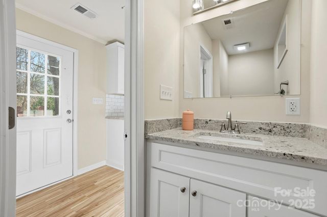 1015 W 6th Avenue B Avenue, Gastonia, NC 28052