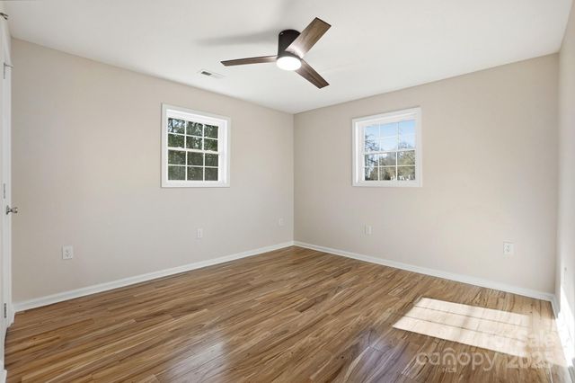 1015 W 6th Avenue B Avenue, Gastonia, NC 28052