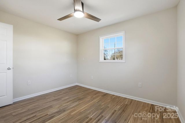 1015 W 6th Avenue B Avenue, Gastonia, NC 28052