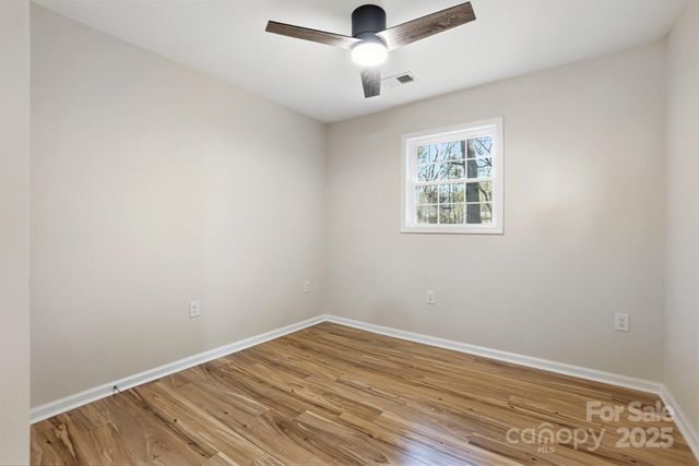 1015 W 6th Avenue B Avenue, Gastonia, NC 28052