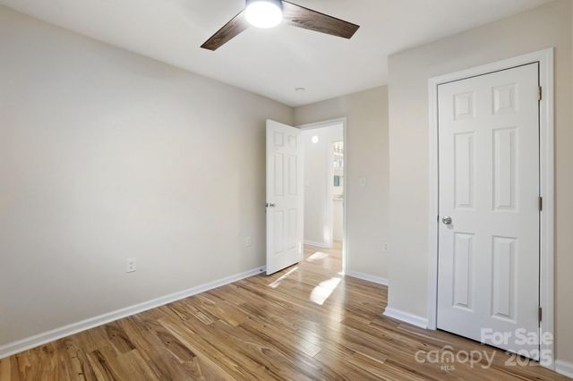 1015 W 6th Avenue B Avenue, Gastonia, NC 28052