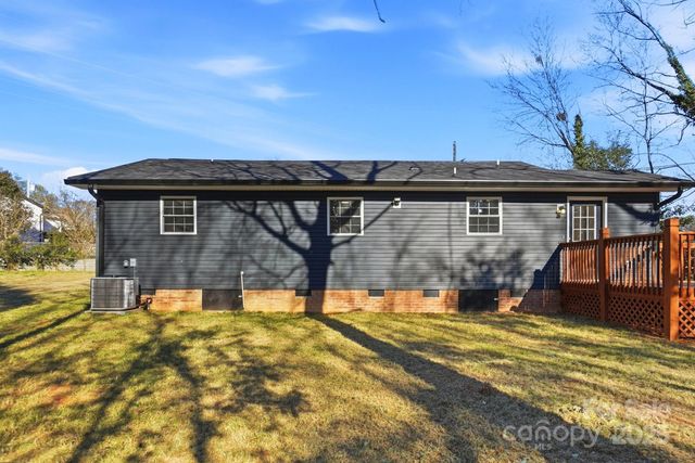 1015 W 6th Avenue B Avenue, Gastonia, NC 28052