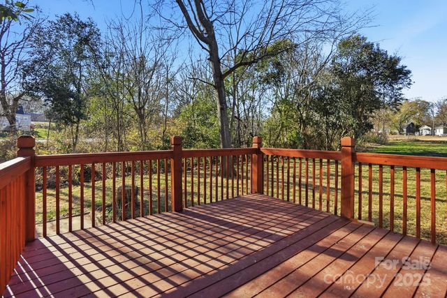 1015 W 6th Avenue B Avenue, Gastonia, NC 28052