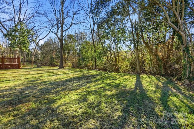 1015 W 6th Avenue B Avenue, Gastonia, NC 28052