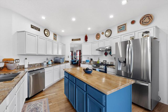 9223 CUMULUS Place NW, Albuquerque, NM 87120