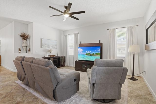 4907 OLDE KERRY DRIVE, Orlando, FL 32837