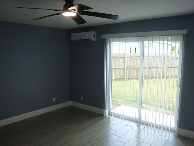 1914 Kudza Road, West Palm Beach, FL 33415