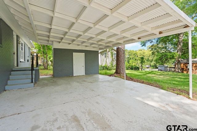 502 N Tyler St, Big Sandy, TX 75755