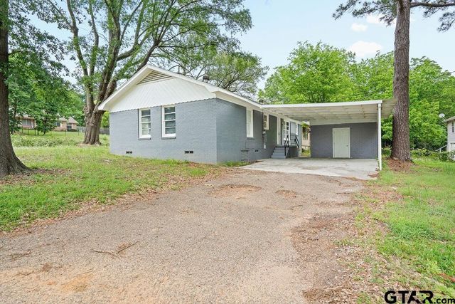 502 N Tyler St, Big Sandy, TX 75755