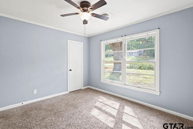 502 N Tyler St, Big Sandy, TX 75755