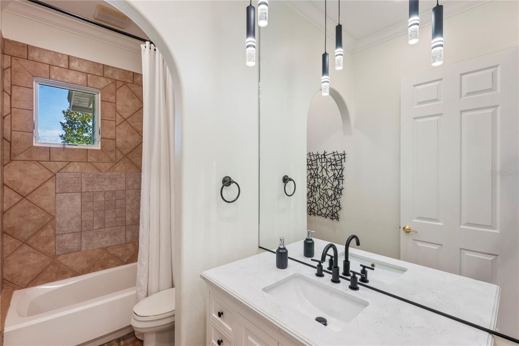 Image 30 of property listing at 6241 BLAKEFORD DRIVE, Windermere, FL 34786