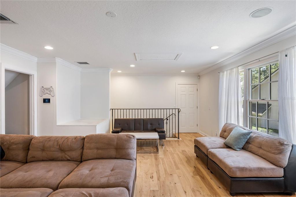 Image 33 of property listing at 6241 BLAKEFORD DRIVE, Windermere, FL 34786