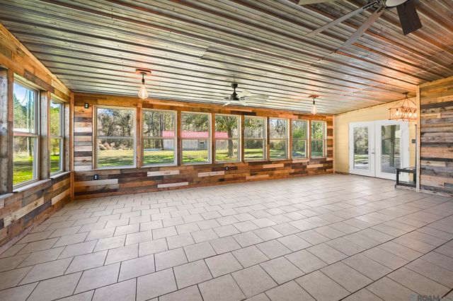 37700 Walker North Rd, Walker, LA 70785