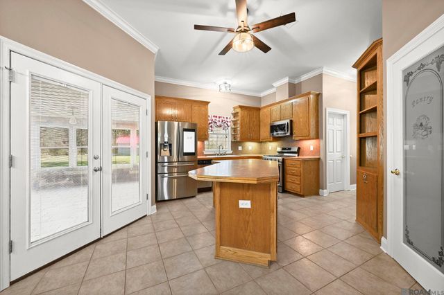 37700 Walker North Rd, Walker, LA 70785