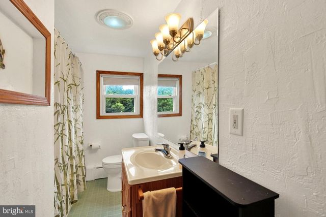 1301 BUTTER LN, Reading, PA 19606