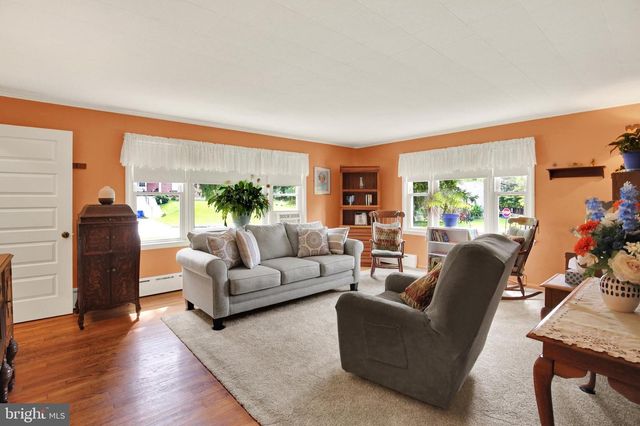 1301 BUTTER LN, Reading, PA 19606