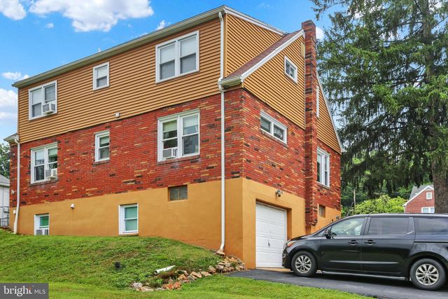 1301 BUTTER LN, Reading, PA 19606