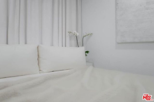 7062 Hawthorn Avenue A1, Los Angeles, CA 90028