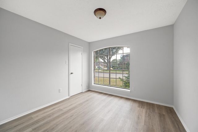 8510 Woodcamp Drive, Houston, TX 77088