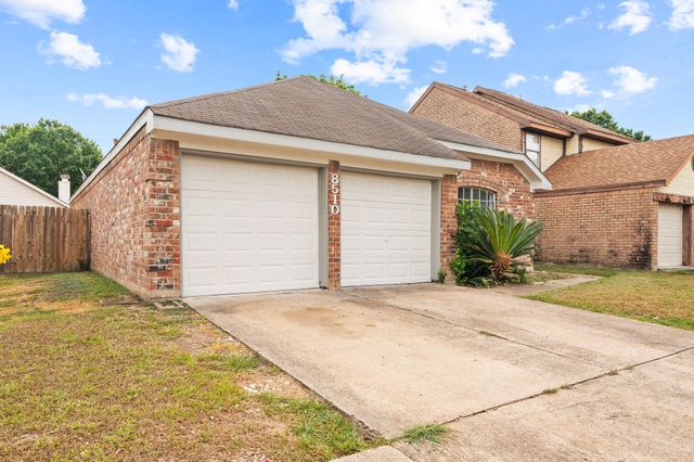 8510 Woodcamp Drive, Houston, TX 77088