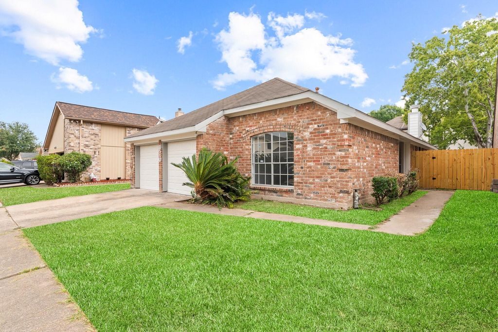 8510 Woodcamp Drive, Houston, TX 77088