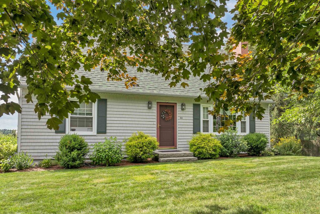 44 Ox Bow Lane, Gilford, NH 03249