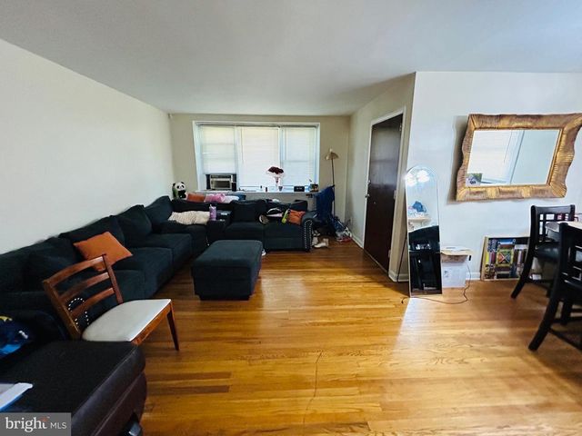 6623 N 2ND ST, Philadelphia, PA 19126