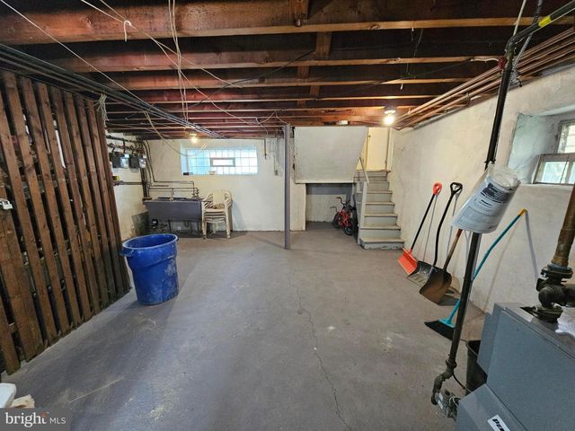 6623 N 2ND ST, Philadelphia, PA 19126