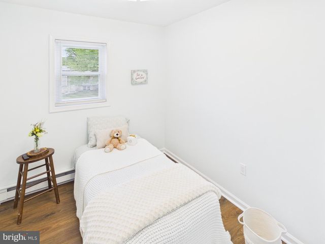 214 BREWSTER DR, Lancaster, PA 17603