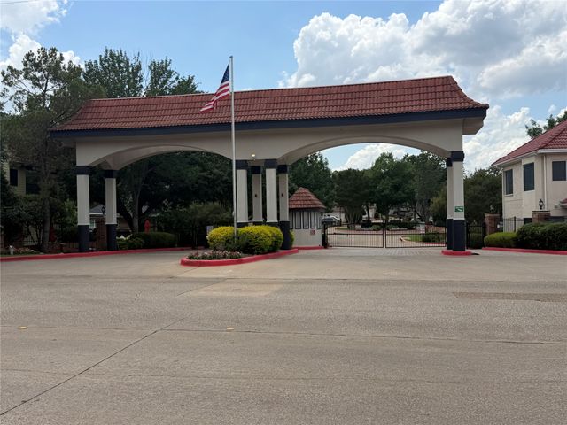 408 Milla Lane, Euless, TX 76039