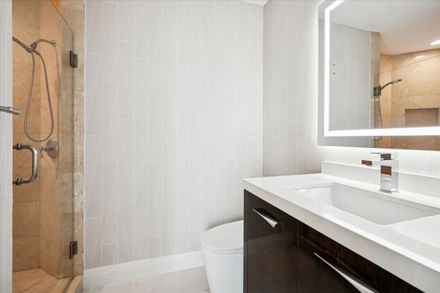 111 SE 8th Ave 1005, Fort Lauderdale, FL 33301