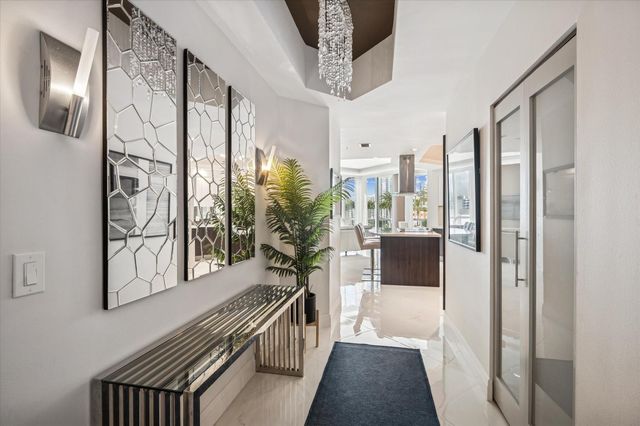 111 SE 8th Ave 1005, Fort Lauderdale, FL 33301