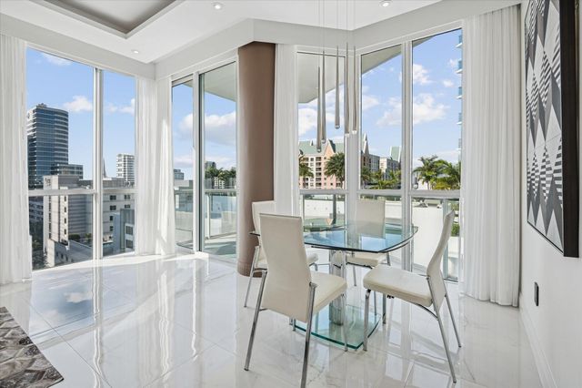 111 SE 8th Ave 1005, Fort Lauderdale, FL 33301