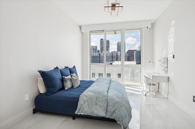 111 SE 8th Ave 1005, Fort Lauderdale, FL 33301