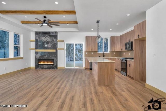 8871 W Happy Circle, Wasilla, AK 99623