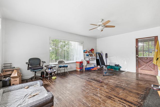 868 NE A Street, Grants Pass, OR 97526