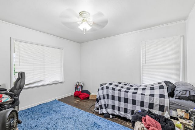 868 NE A Street, Grants Pass, OR 97526