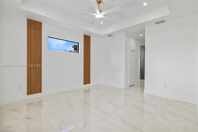 2400 CONROY AVE N, Lehigh Acres, FL 33971