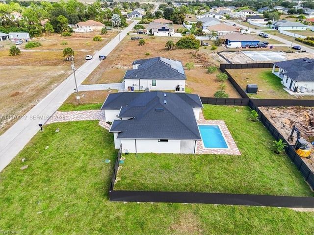 2400 CONROY AVE N, Lehigh Acres, FL 33971