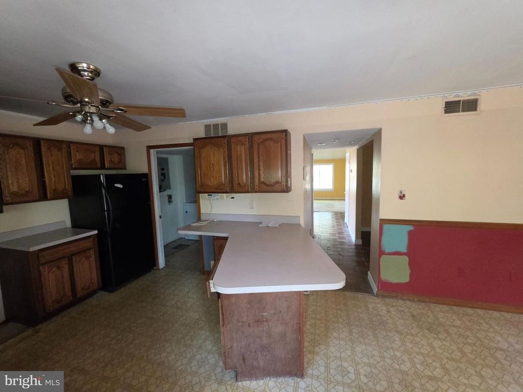 Image 17 of property listing at 2504 PANTHER LN, Bowie, MD 20716